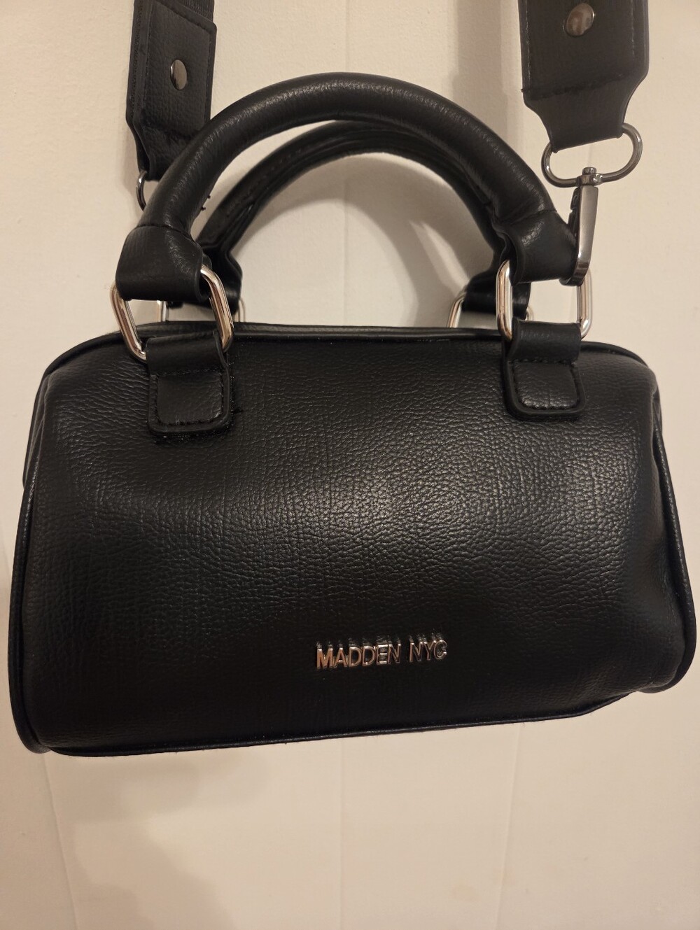 Madden NYC Crystal Barrel Bag Crossbody - Picture 3 of 12